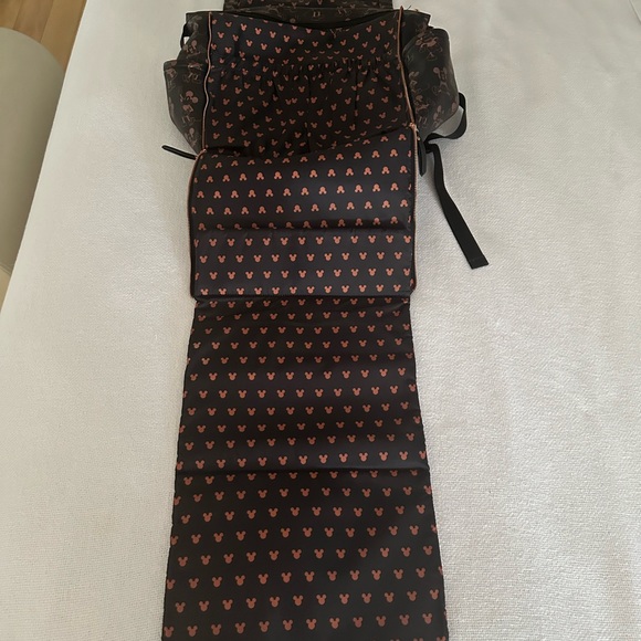 Mickey Mouse Petunia Pickle Bottom, Boxy Backpack with diaper changer. - Picture 8 of 8